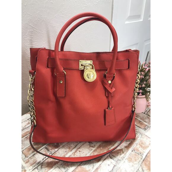 MICHAEL KORS Riley Optic RED LOCK Charm Leather Lg Satchel Chain Crossbody Bag - Picture 1 of 15